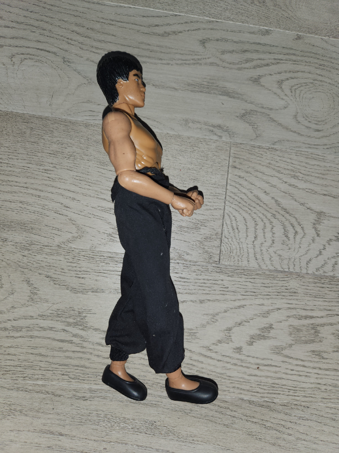 Bruce Lee Action Figure - photo 4