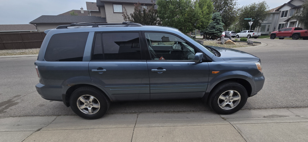 Honda Pilot SUV - photo 3