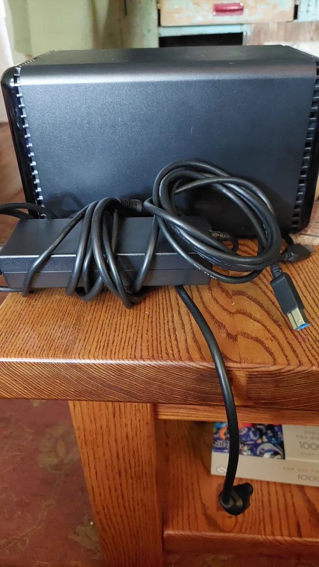 Drobo DDR3-A 4-Bay Storage Array image indicator(3)