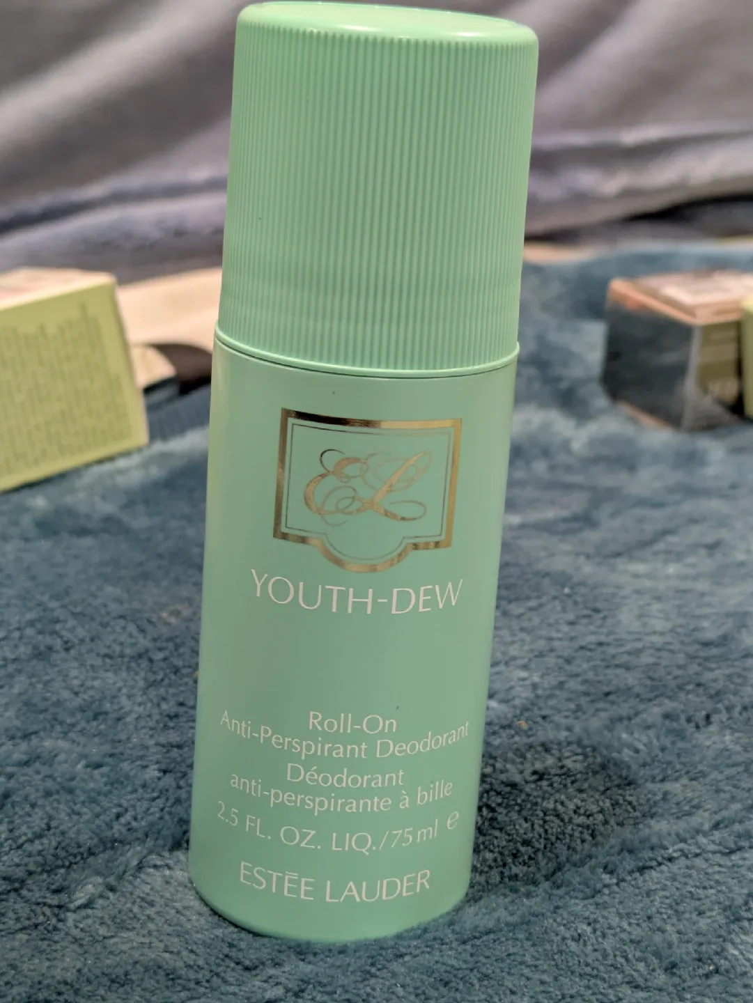 Estée Lauder Youth-Dew Roll-On Deodorant image indicator(2)