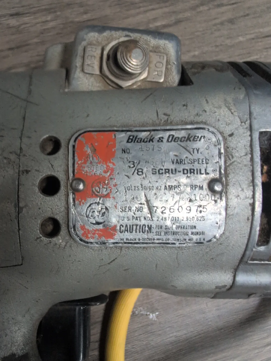 Vintage Black & Decker 3/8 Scru-Drill image indicator(2)