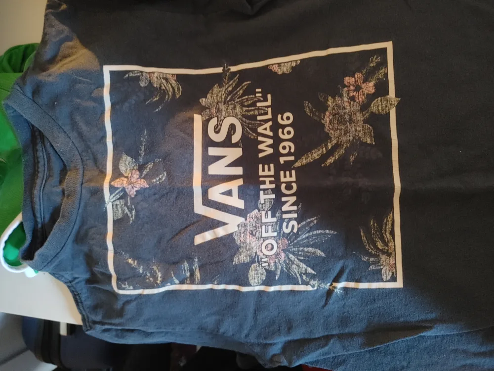 Assortment of Boys  10-12 yrs T-Shirts image indicator(7)