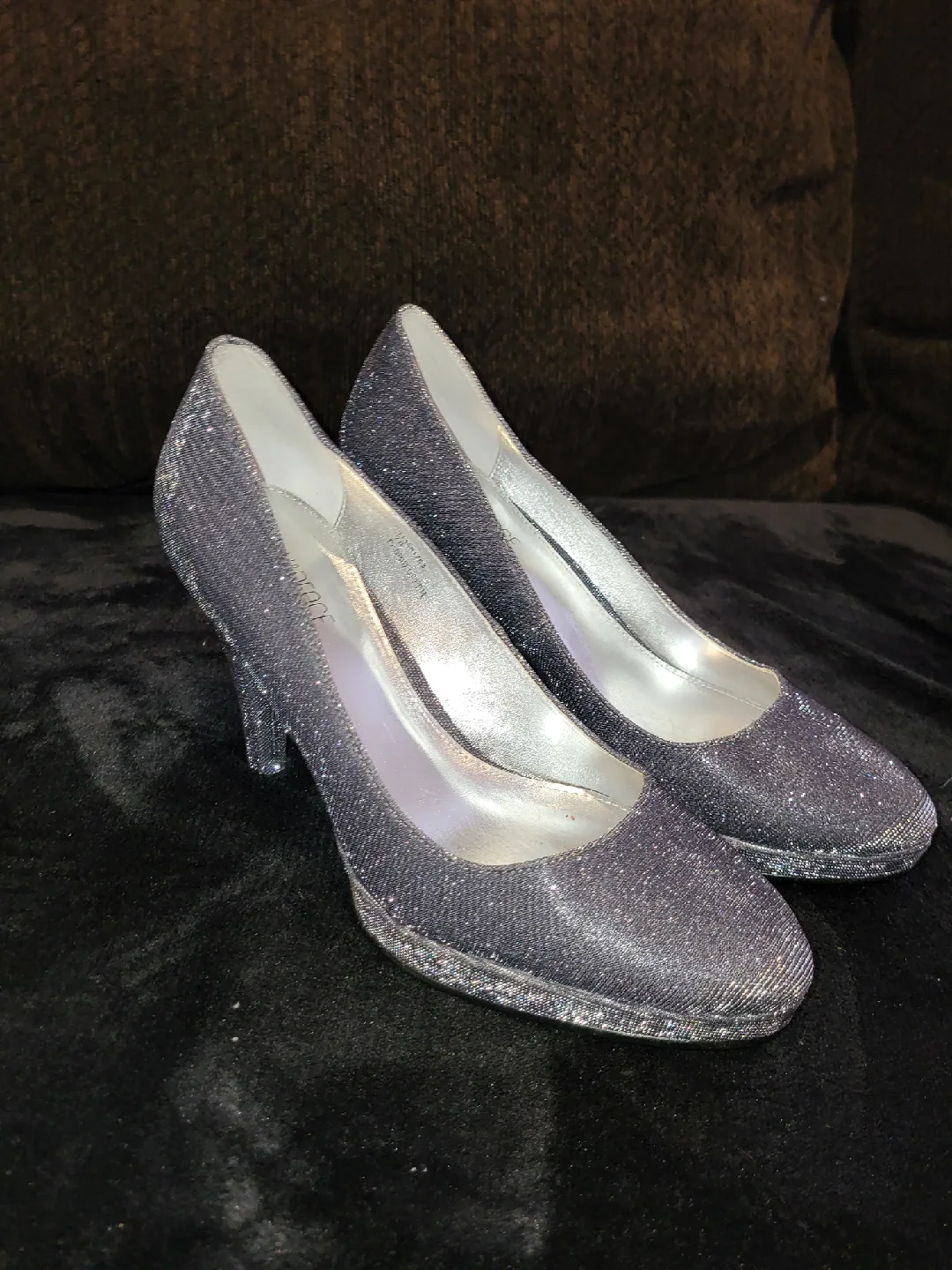 Black Heels - Size 6 image indicator(2)