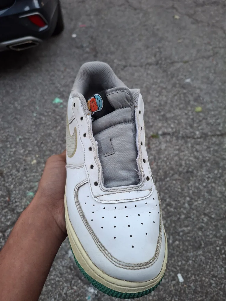 Air Force 1 image indicator(3)