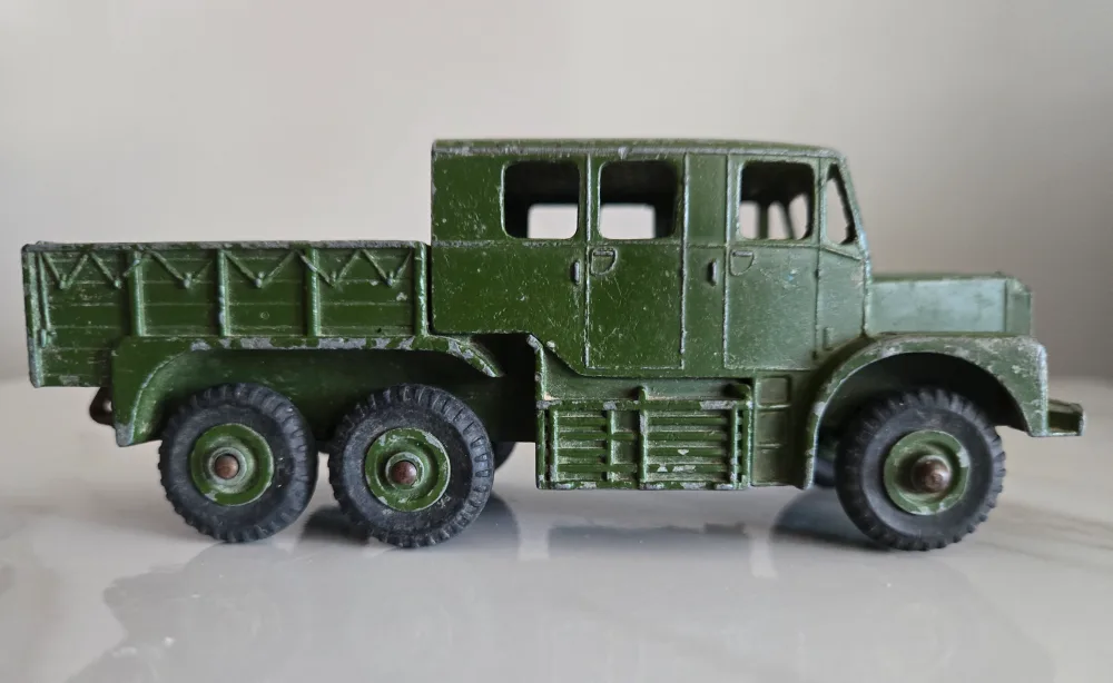 Vintage 1957-1970s Diecast Toy Car Collection image indicator(4)