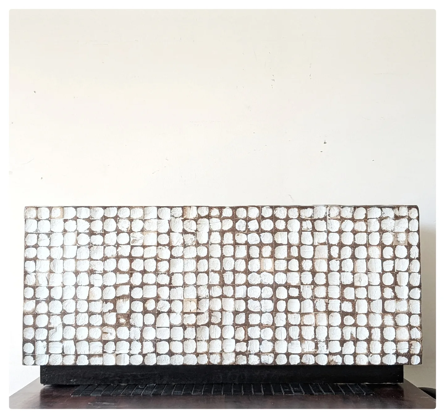 coffee table image indicator(4)