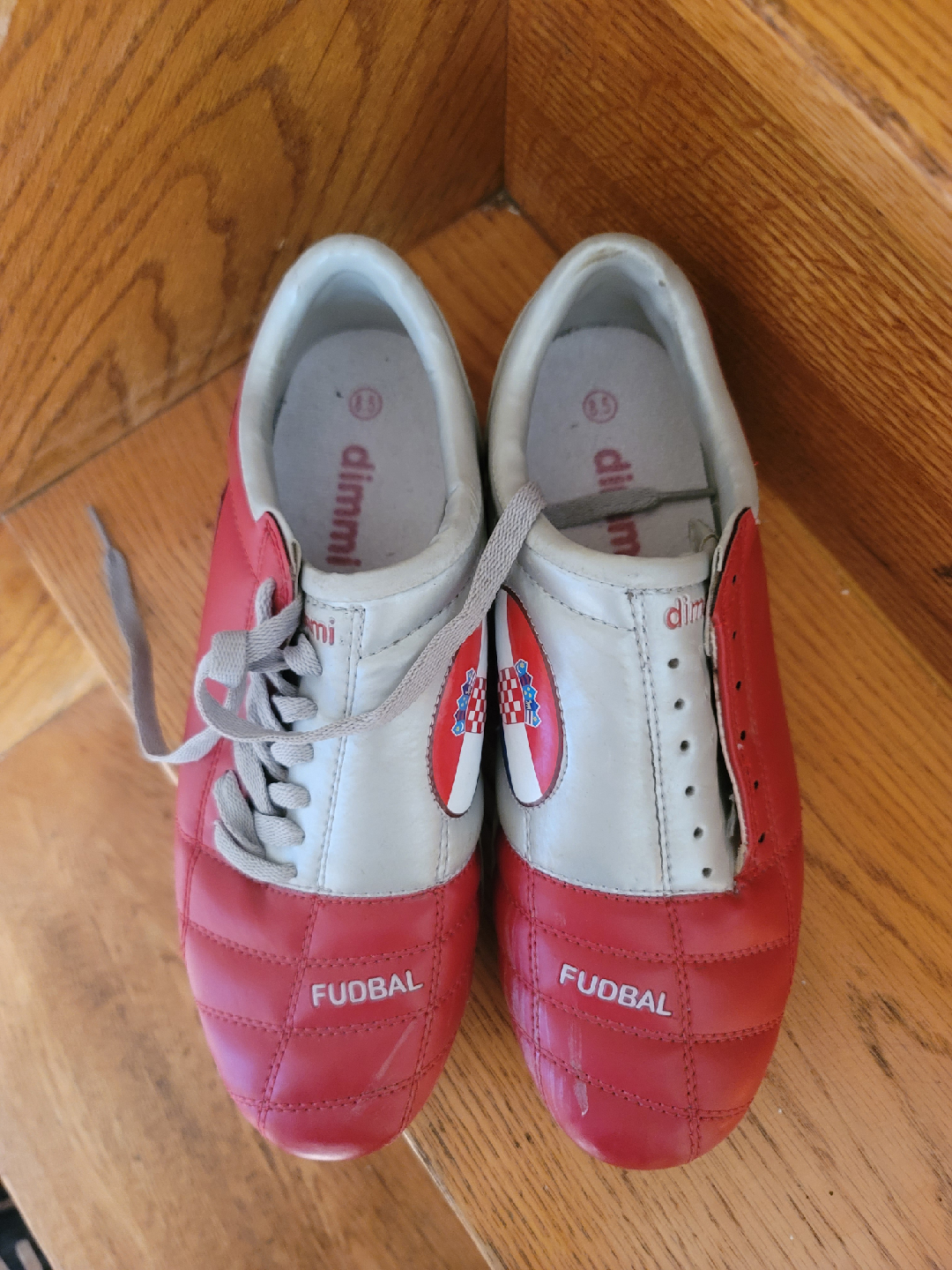 Dimmi Fudbal Soccer Cleats - Size 35 - photo 2
