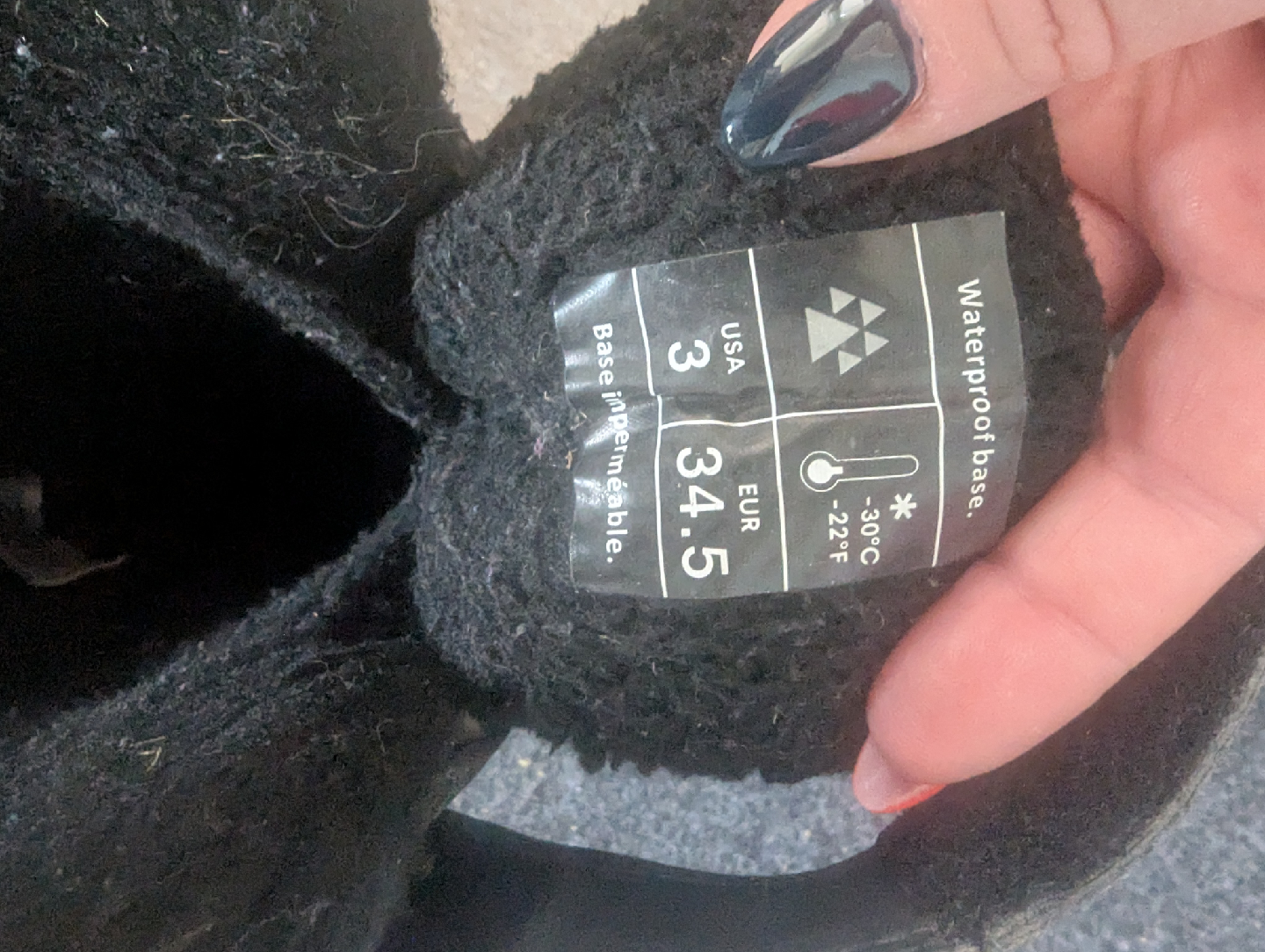 Youth Size 3 Winter Boots - photo 2