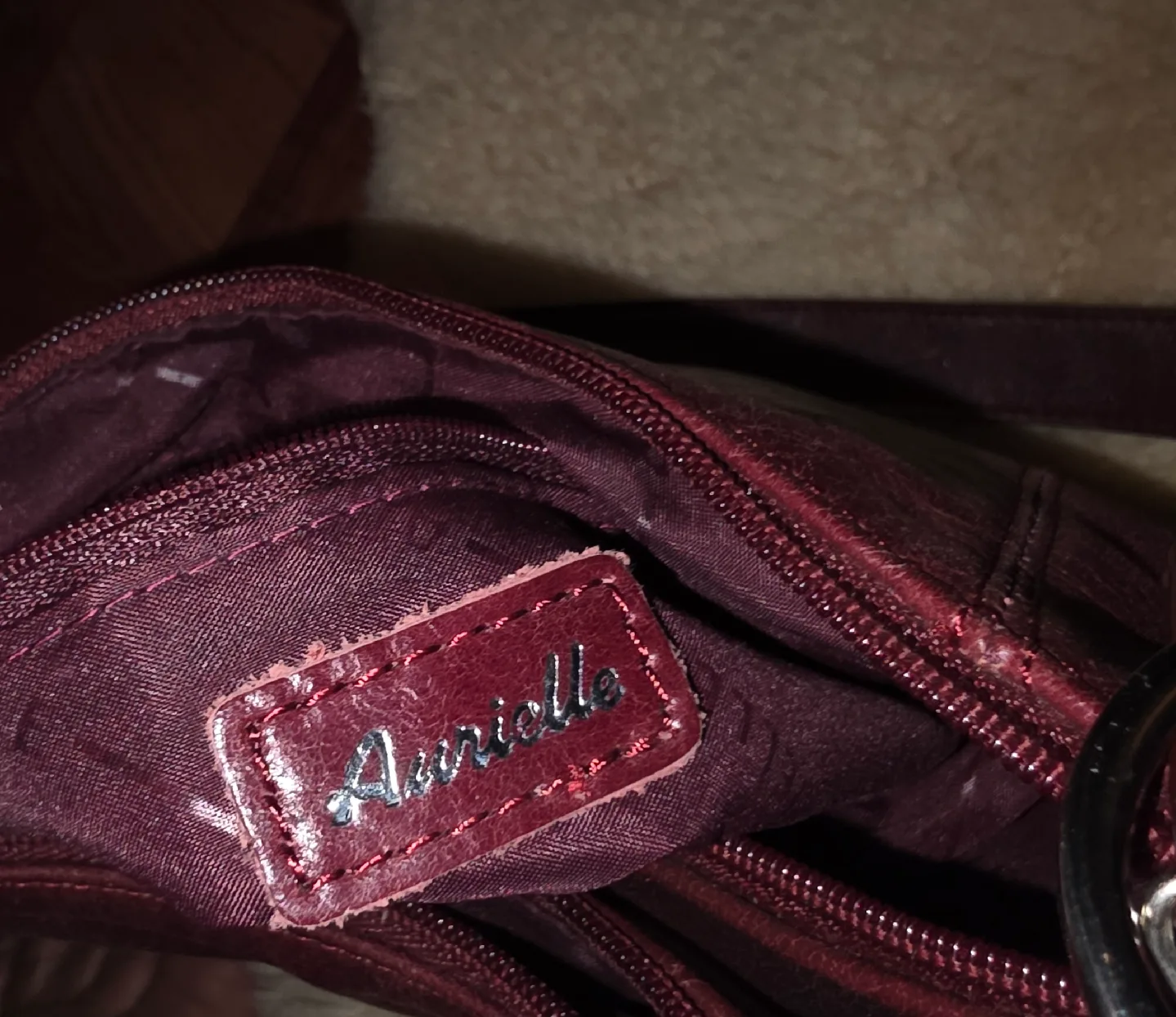 Annielle Burgundy Leather Shoulder Bag image indicator(2)
