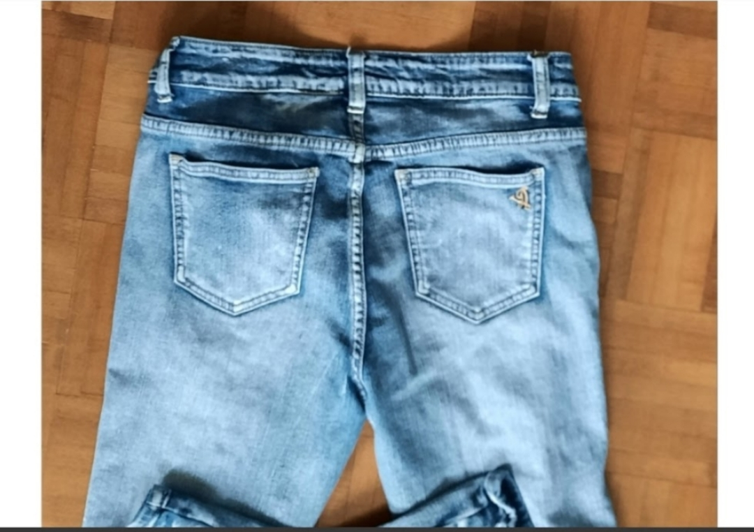 VIP Jeans Ripped Denim Jeans - photo 2