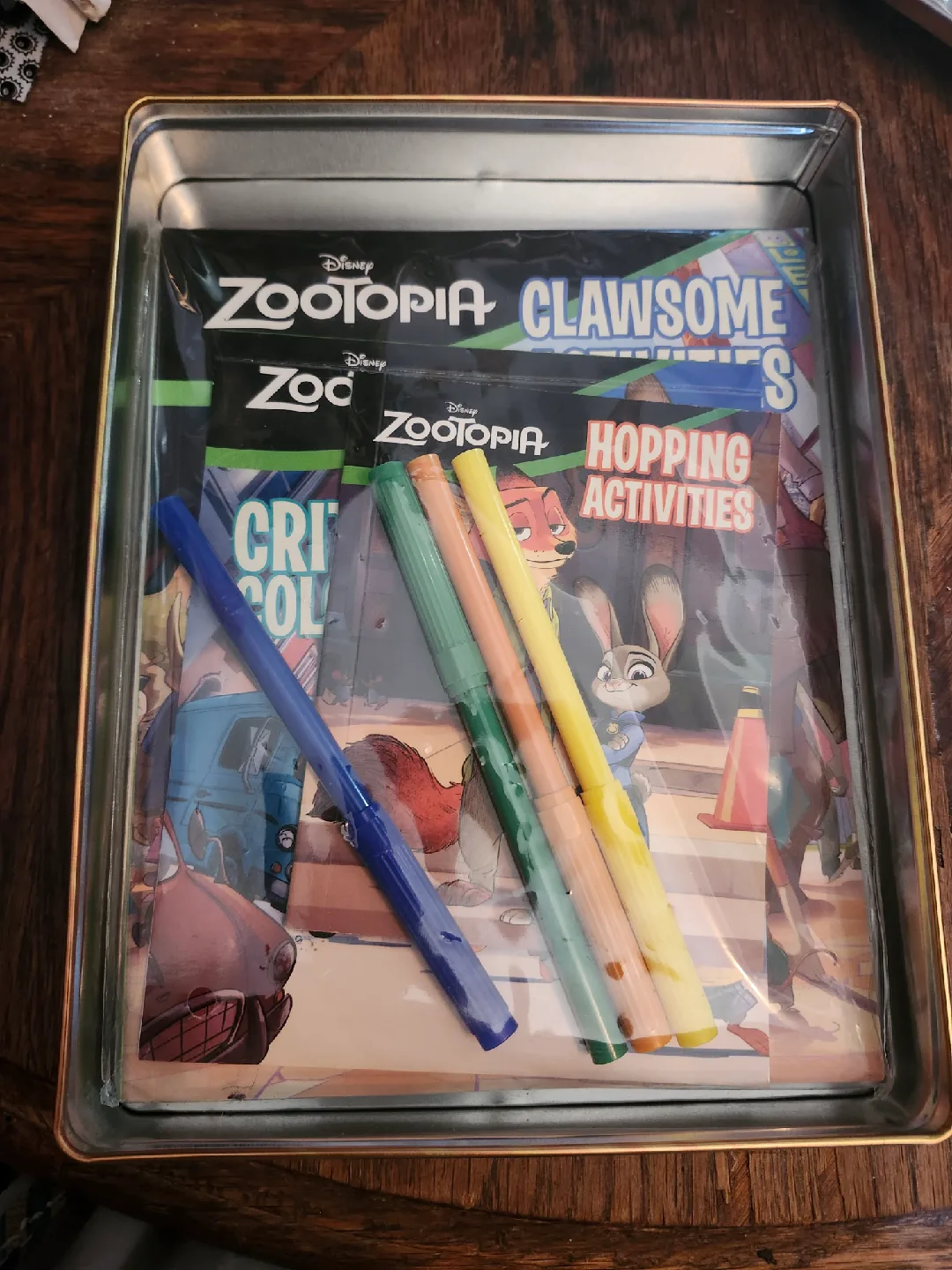 Disney Zootopia Activity Set with Markers image indicator(2)