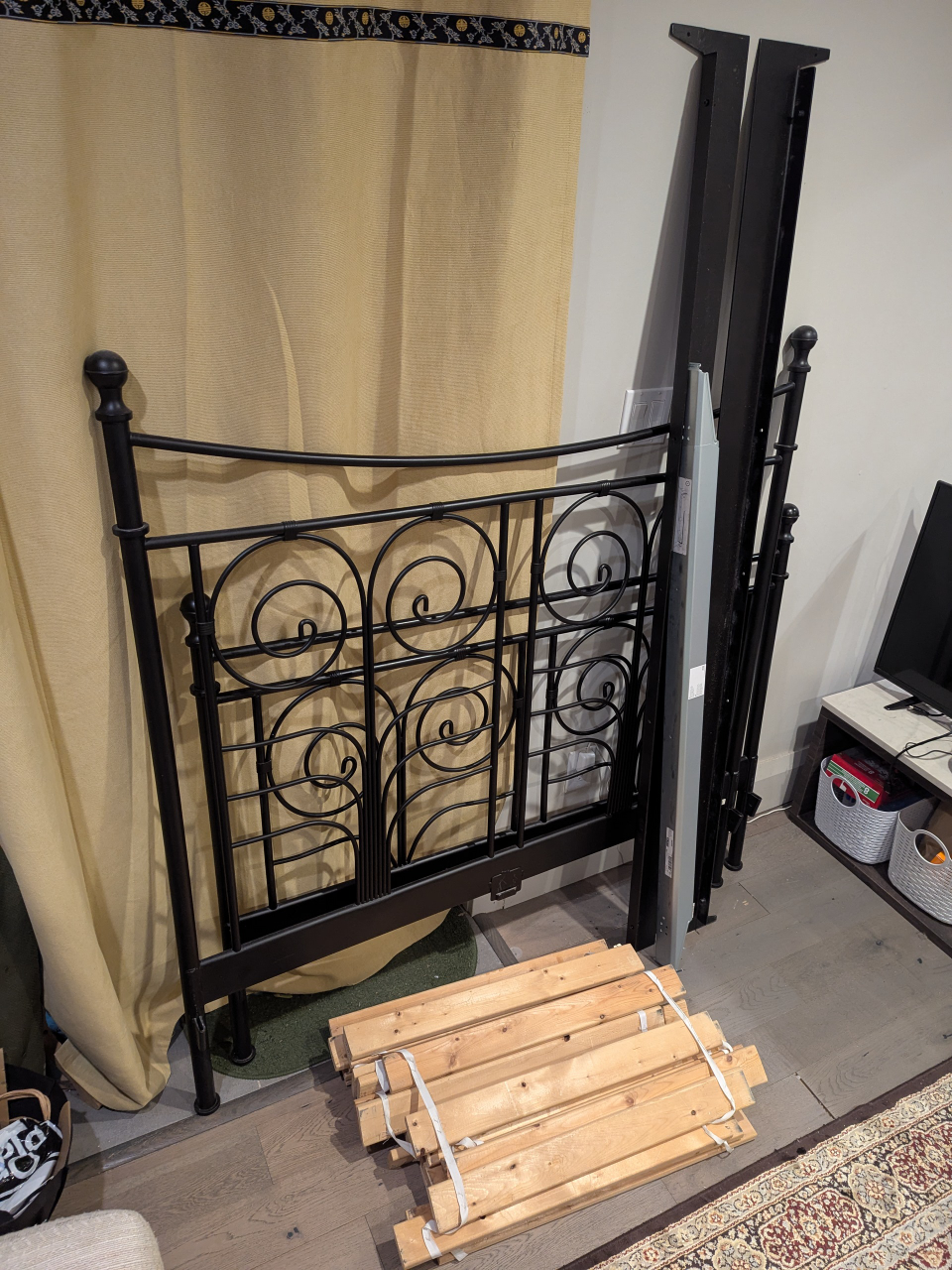 IKEA Noresund double bed frame vintage - photo 2