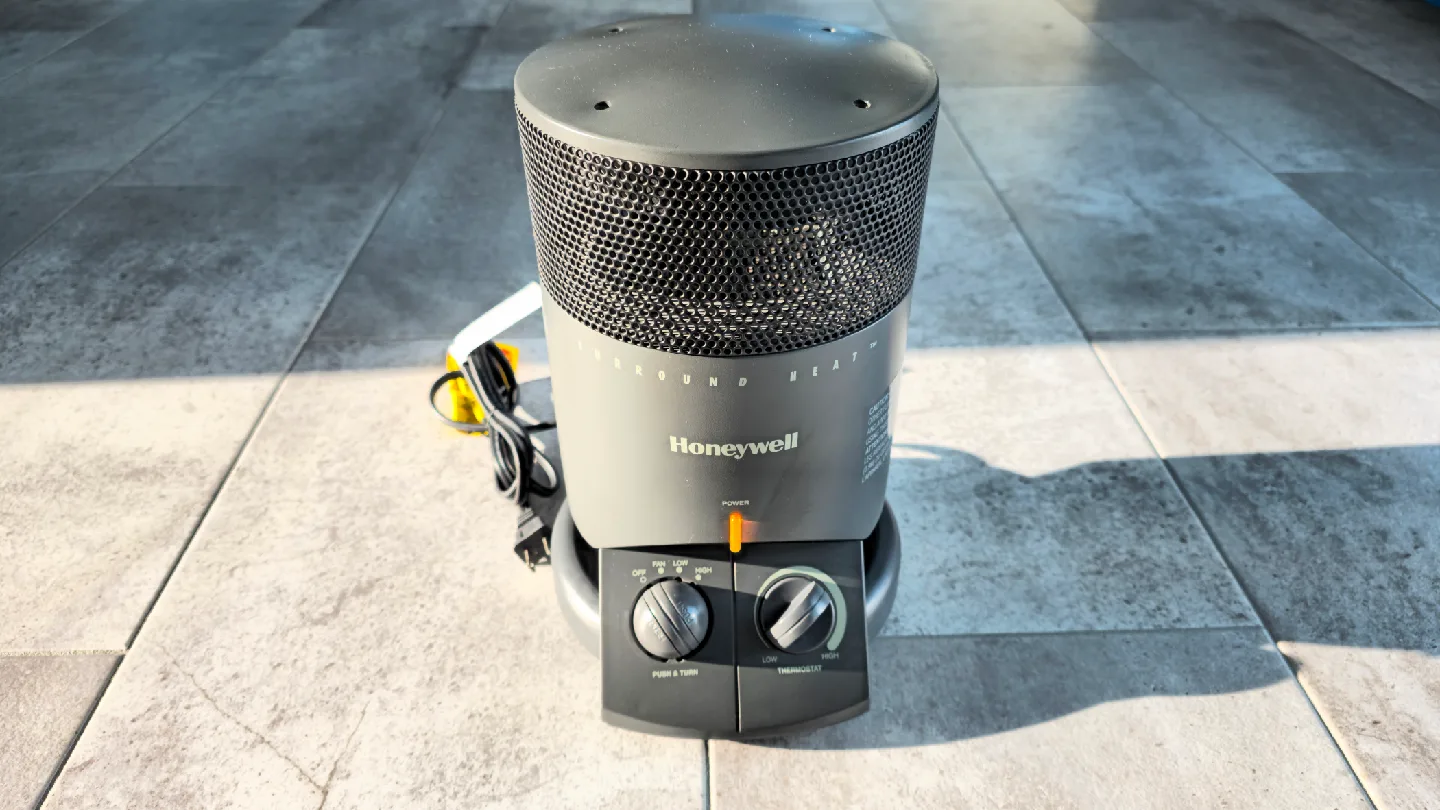 Honeywell Mini Tower Surround Space Heater image indicator(2)