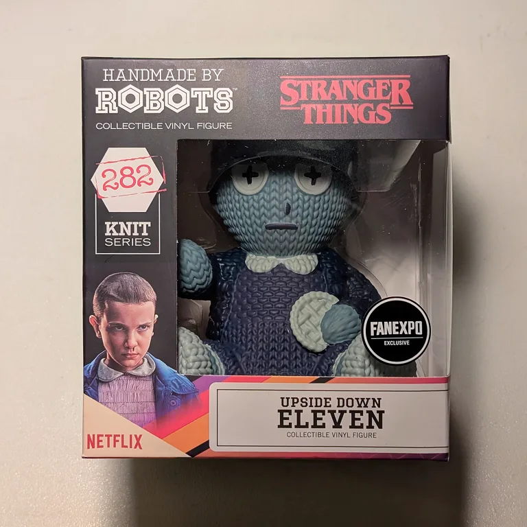 FAN EXPO Exclusive Stranger Things Eleven Figure thumbnail