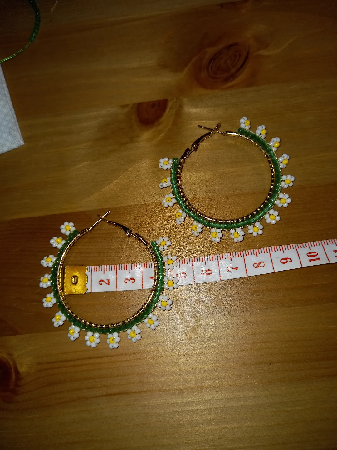 Handmade Daisy Earrings and Bracelet Set with Cat eyes Stones image indicator(6)
