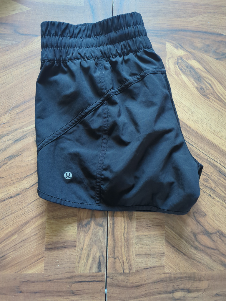 Lululemon Hotty Hot Shorts Black Size 8