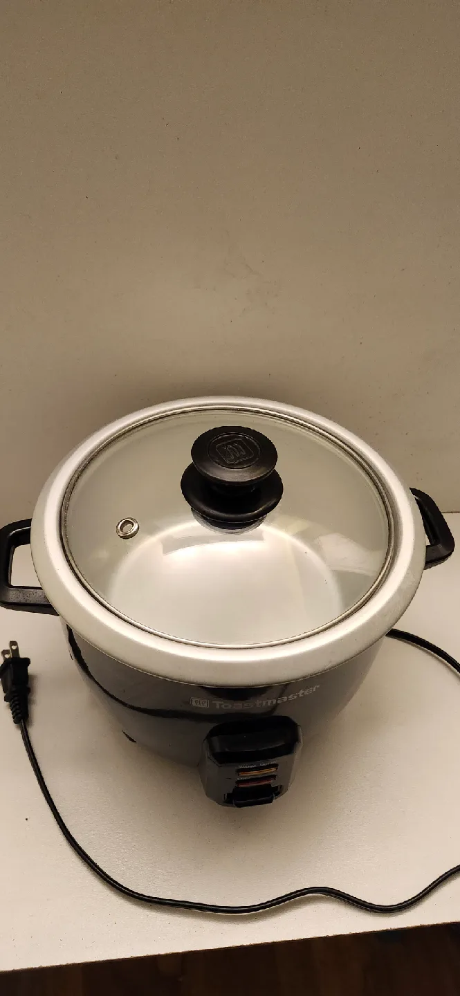 USED Toastmaster Rice Cooker Black 6 cup.PRICE FIRM image indicator(3)