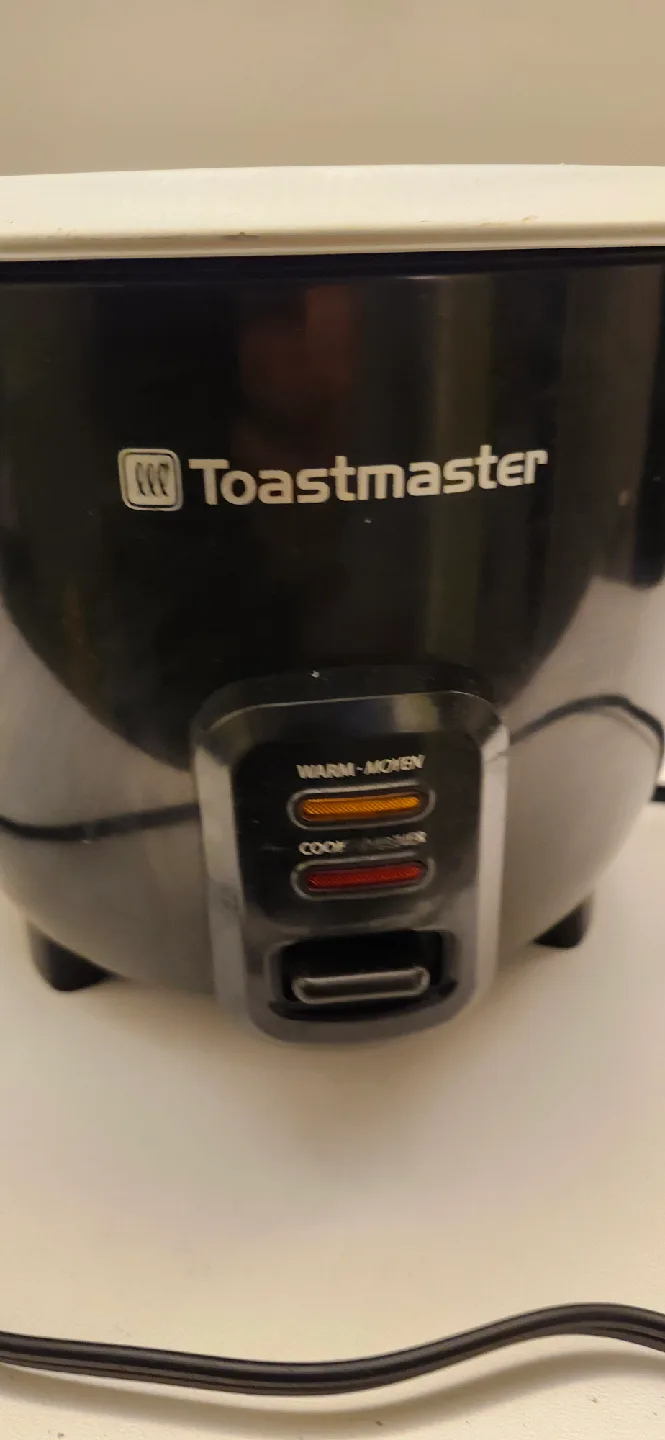 USED Toastmaster Rice Cooker Black 6 cup.PRICE FIRM image indicator(6)