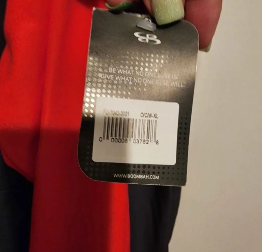 BOOMBAH El Barrio Fuerte! Hoodie - XL 🥕 image indicator(2)