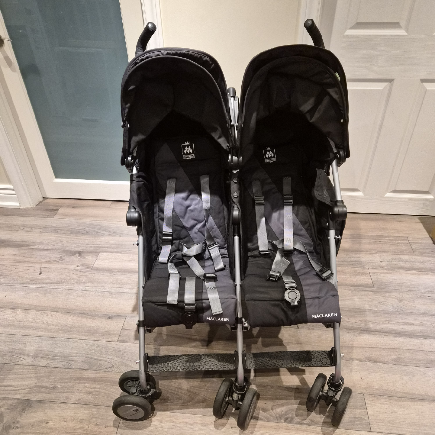 Maclaren Twin Triumph Double Stroller (with Stroller Travel Bag)