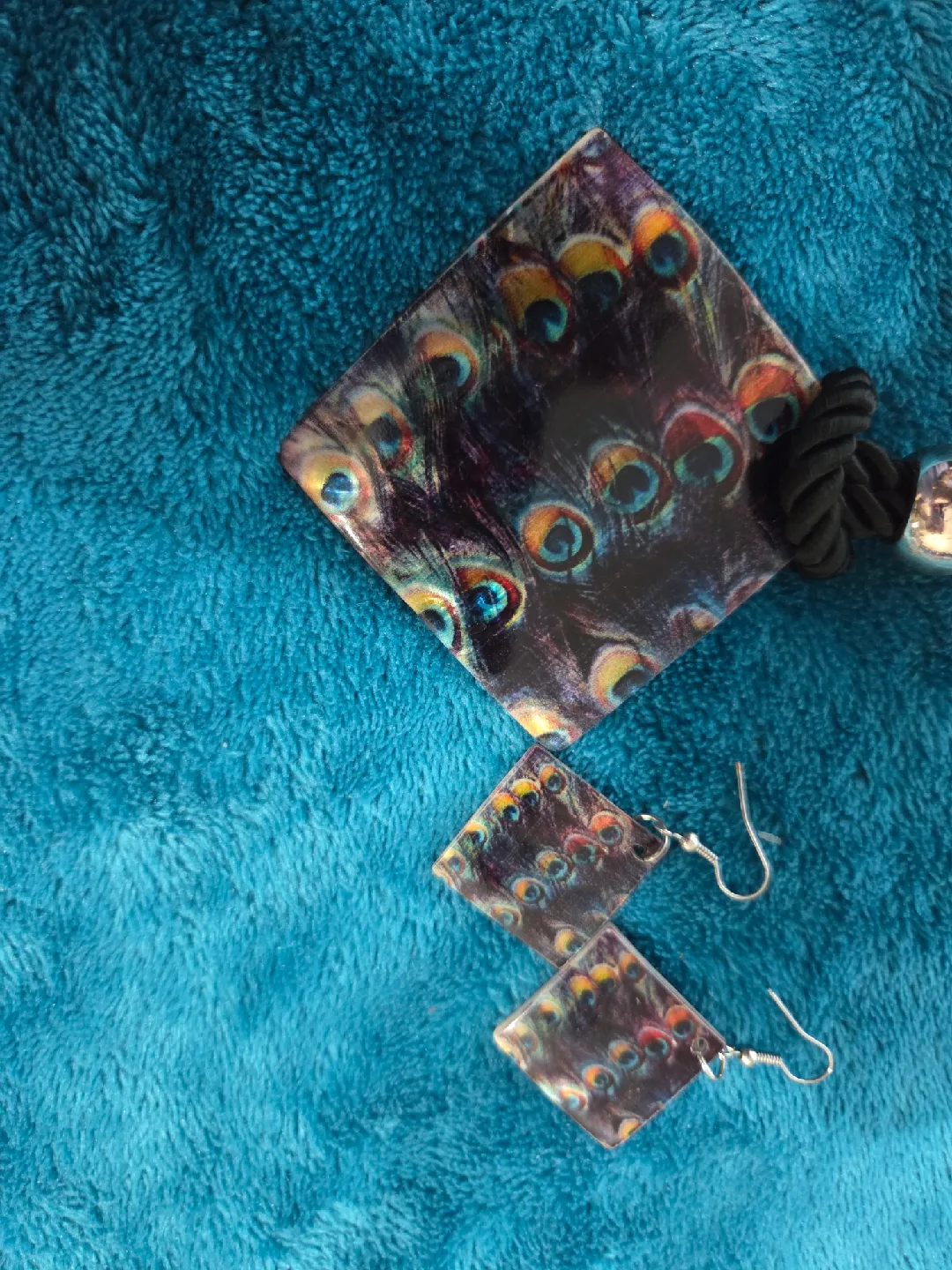 Necklace and Earring Set - Peacock Feather Design image indicator(2)