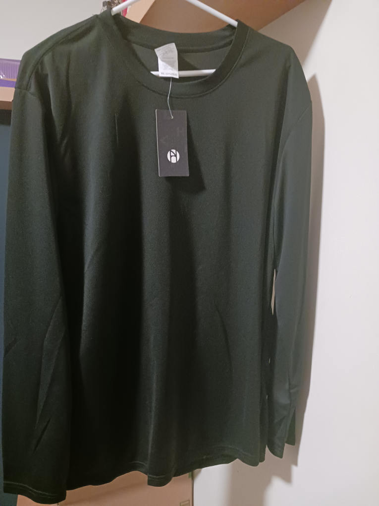 New XL Black or White Long Sleeve Shirt