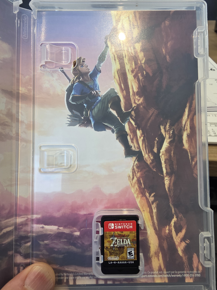 The Legend of Zelda: Breath of the Wild - Nintendo Switch - photo 2