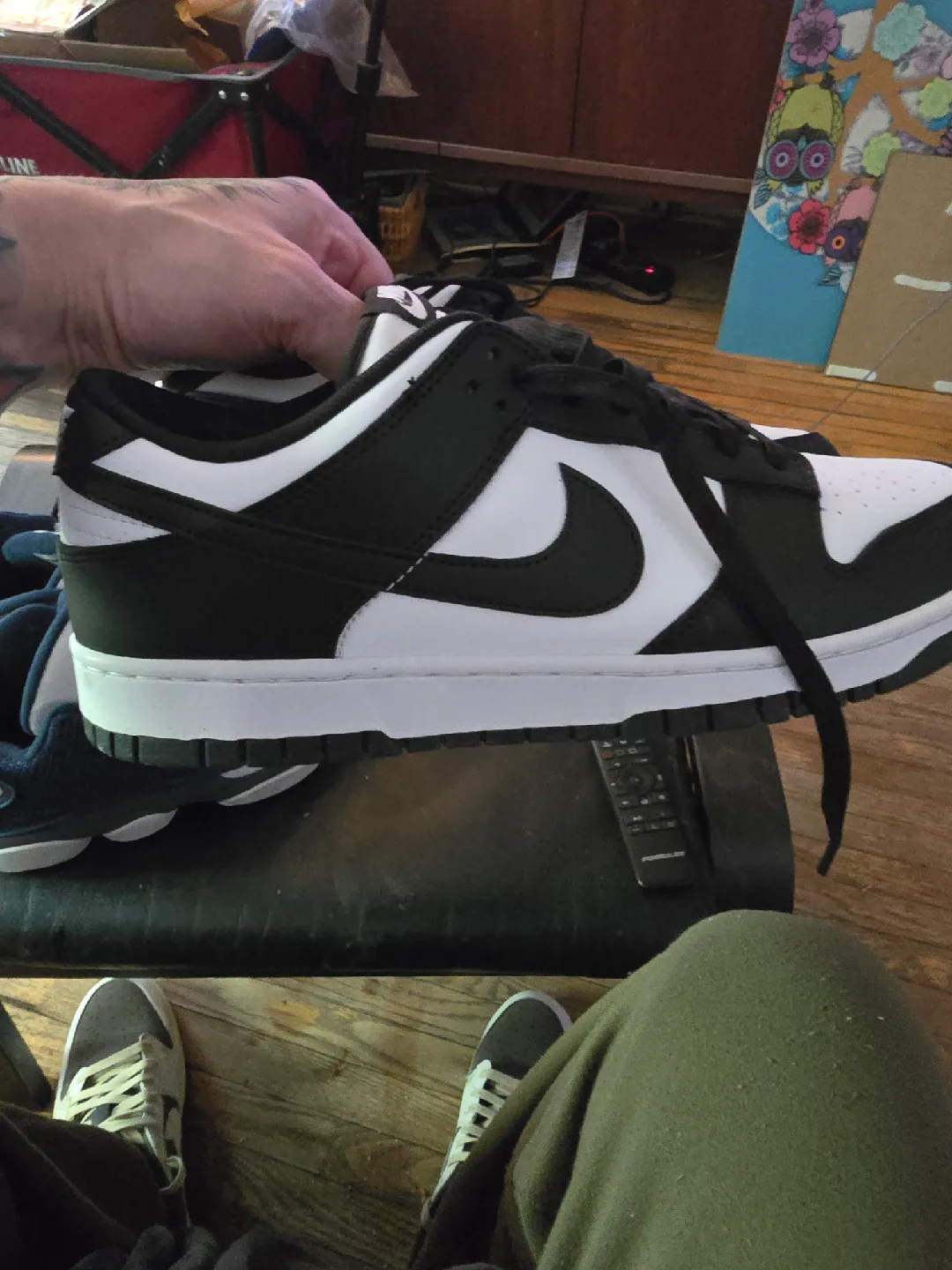 Nike Dunk Low Panda Shoes and Jordons image indicator(3)