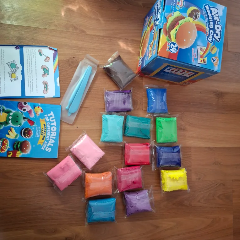 Air-Dry Modelling Clay - only 15 colors thumbnail