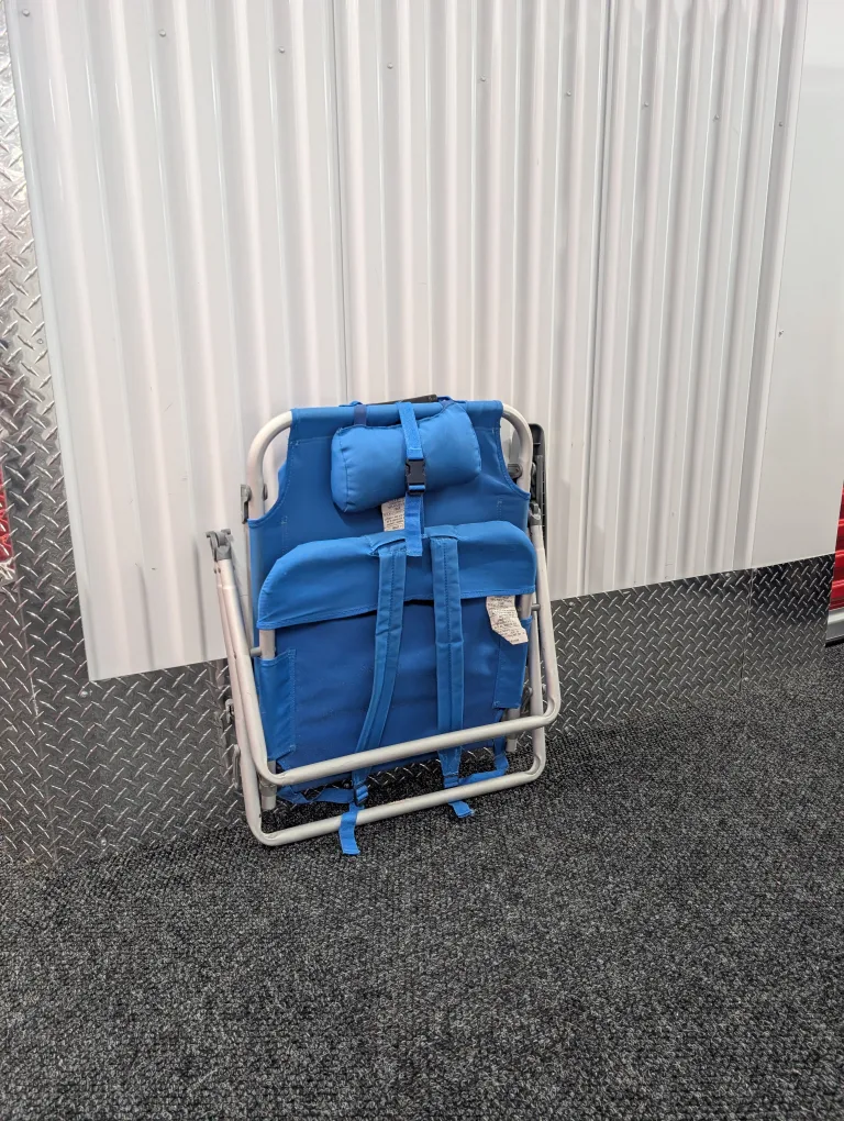 4ocean Blue Lay Flat Backpack Beach Chair image indicator(2)