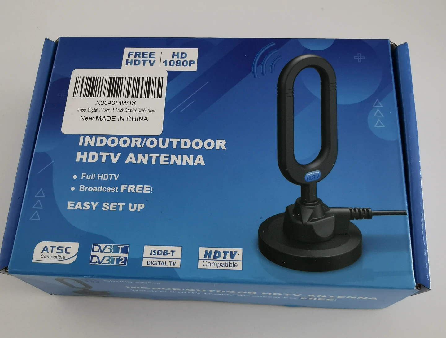 Indoor/Outdoor HDTV Antenna - New