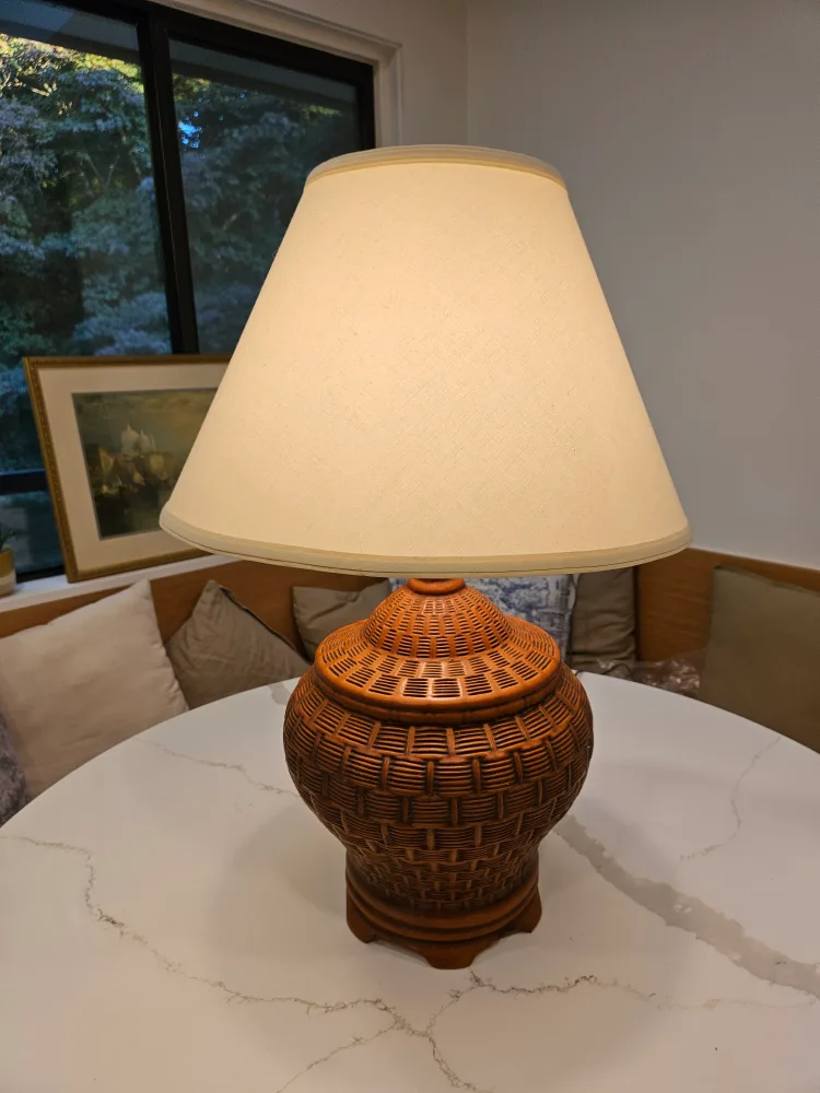 Large Ceramic Wicker Detail Vintage Table Lamp with Linen Shade image indicator(3)