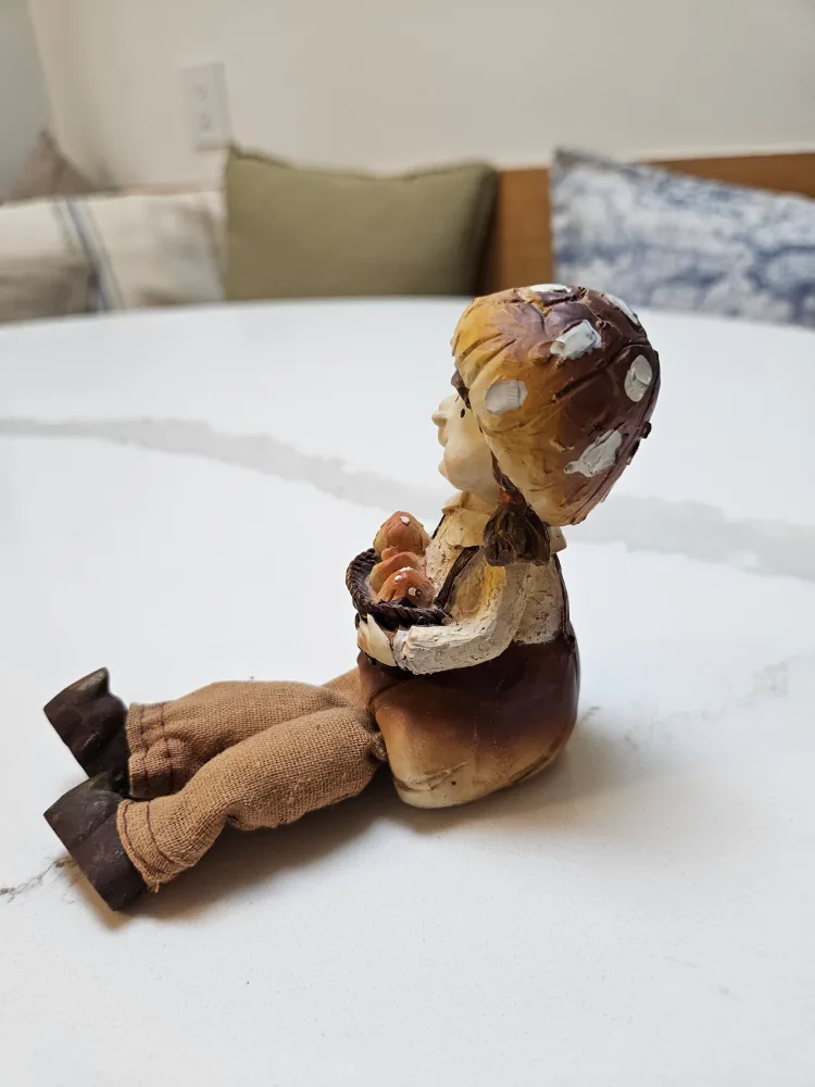 Cute Mushroom Girl Figurine Autumn Decor image indicator(2)