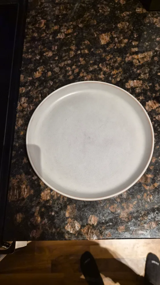 Stoneware Bowls and Plates Set image indicator(4)