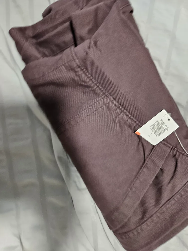 Old Navy Maternity Pants - Size L image indicator(3)