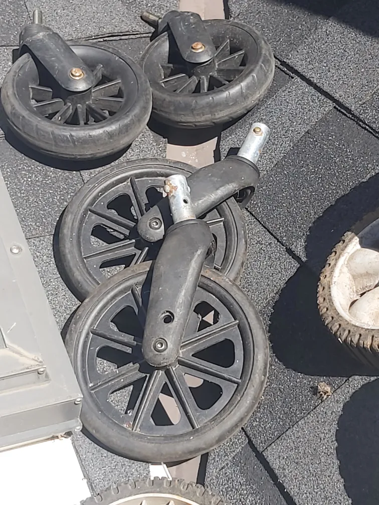 Used Wheels - Assorted Sizes and Types image indicator(5)