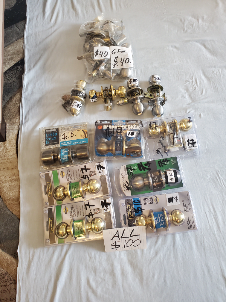 Variety of Shower Heads and Door Knobs - All $150! - photo 2