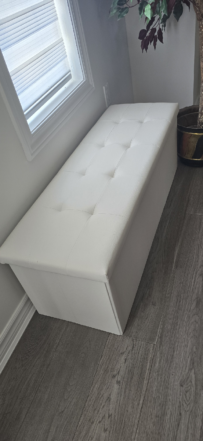 White Storage Bench/Ottoman