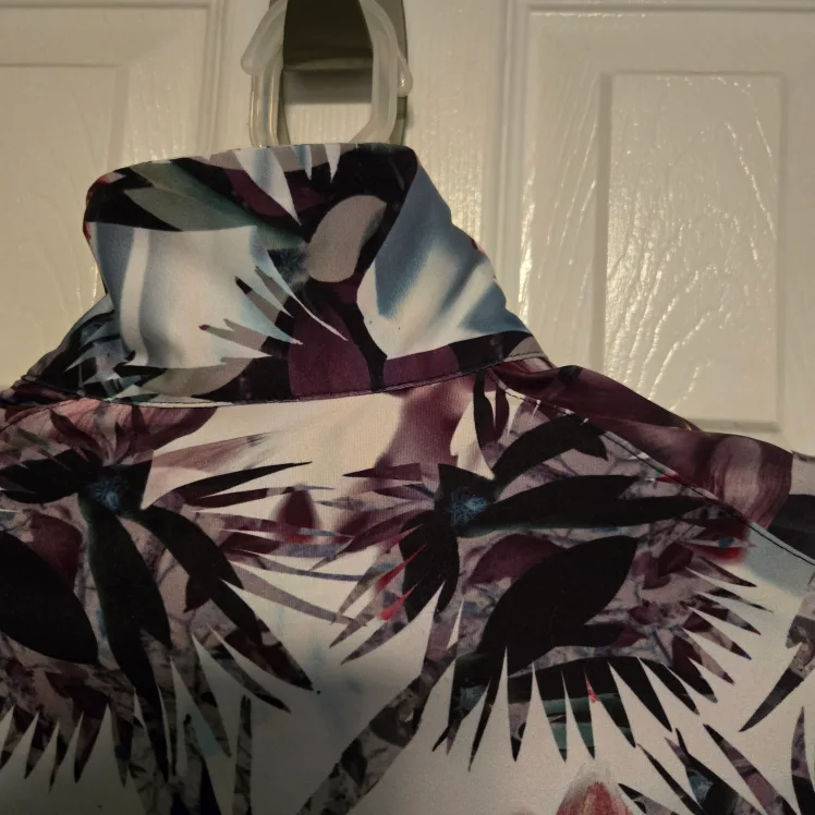 Obermeyer Aspen Pullover - Size M image indicator(4)