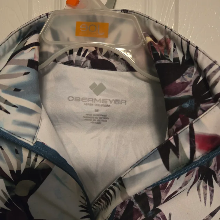 Obermeyer Aspen Pullover - Size M image indicator(5)