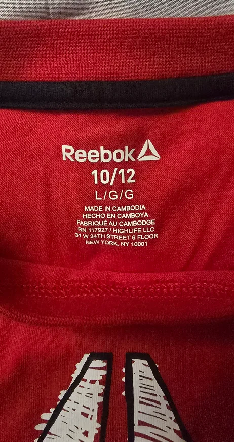 NEW! Reebok Red T-Shirt - Size 10/12 image indicator(7)