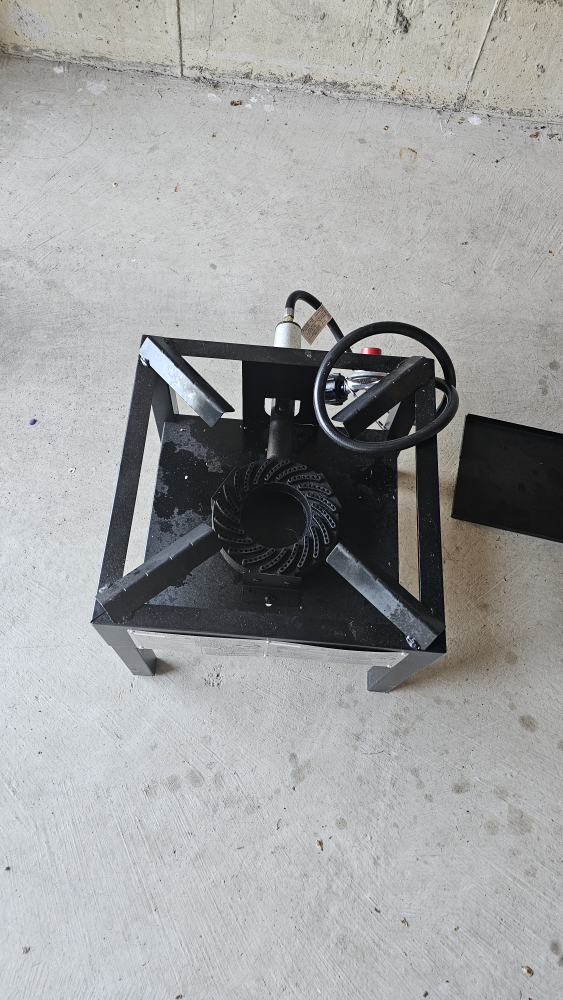Outdoor Single Burner Stove with propane  tank - photo 2