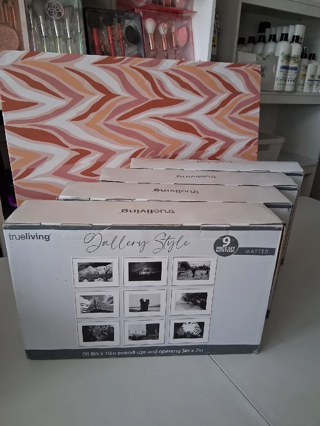 Trueliving Gallery Style 9-Piece White Frame Set thumbnail