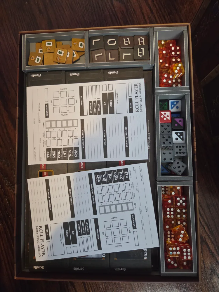 Roll Player Board Game with Monsters & Minions Expansion image indicator(2)