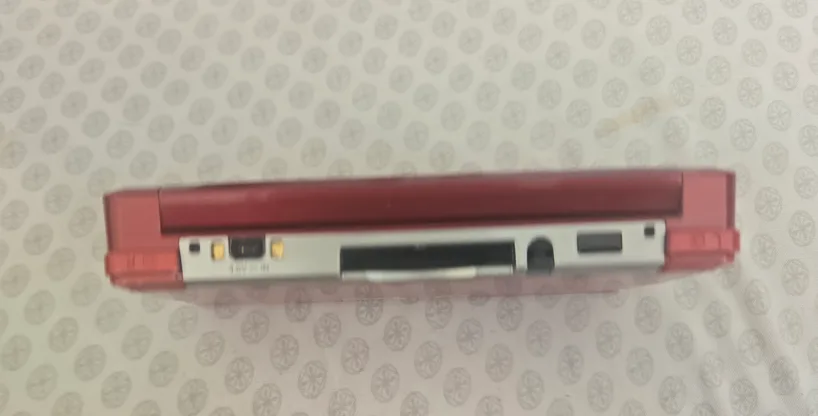 Red Japanese Nintendo 3DS (For Parts) image indicator(7)
