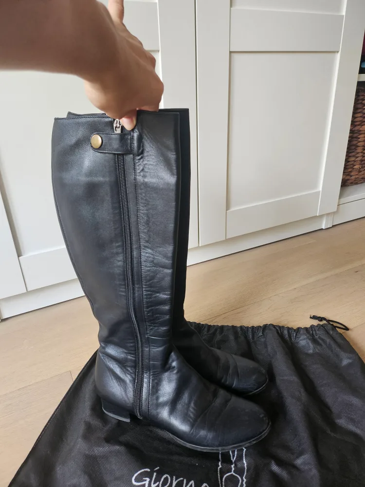 Giorno Venti Black Leather Knee High Boots image indicator(4)