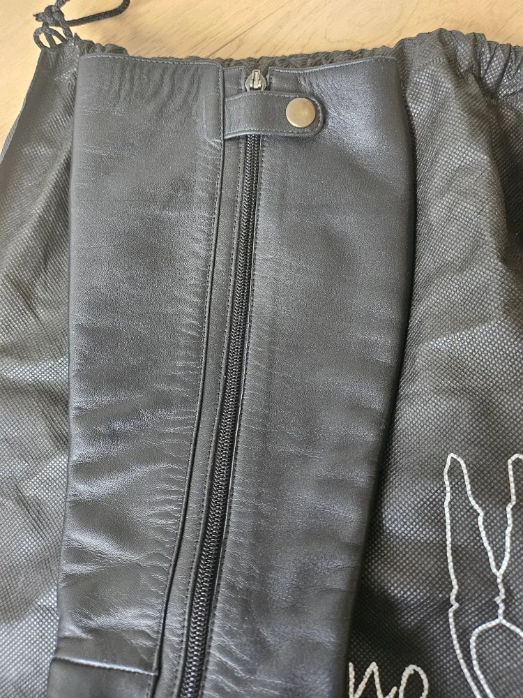 Giorno Venti Black Leather Knee High Boots image indicator(5)