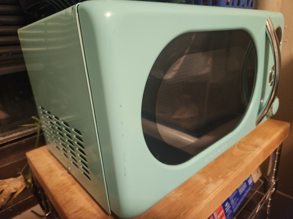 Galanz Retro Microwave Oven - Mint Green - photo 2