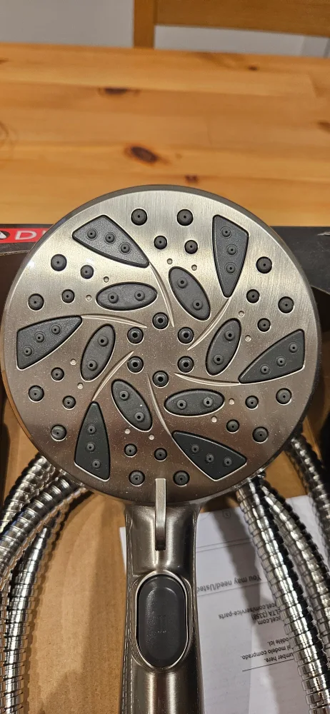 Delta SureDock Magnetic Hand Shower - Brushed Nickel image indicator(5)