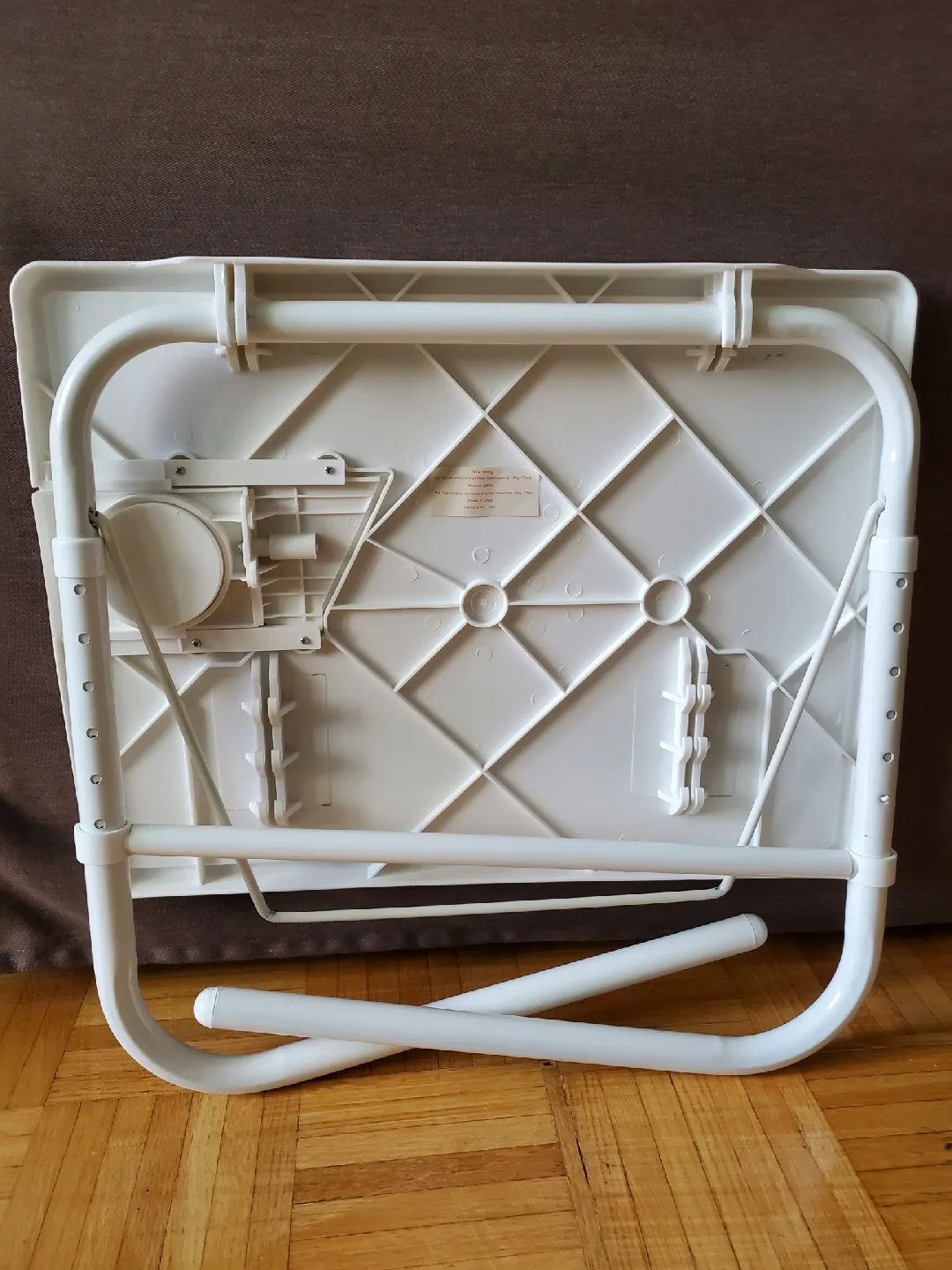 White Adjustable Lightweight Table image indicator(7)